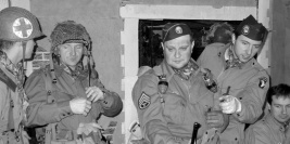 VII WYSTAWA POJAZDÓW MILITARNYCH - ŁÓDŹ 2006