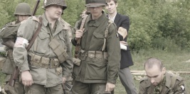 NA OBCEJ ZIEMI 1944 - WARSZAWA 2009